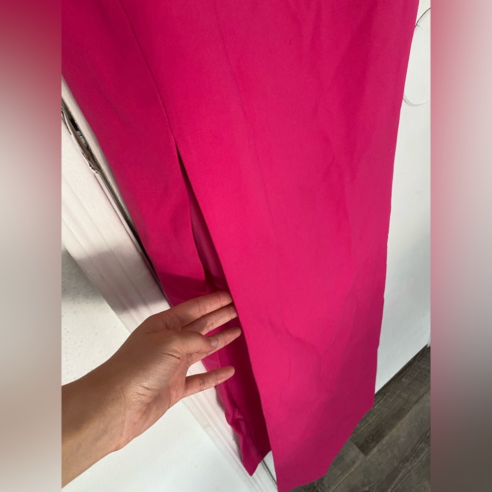 Likely Maxson Asymmetric Cold-Shoulder Evening Gown Fuchsia hot Pink size 2 NWT - Picture 10 of 13